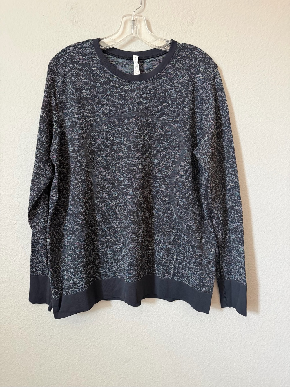 Lululemon Athletica Swiftly Breathe Long Sleeve